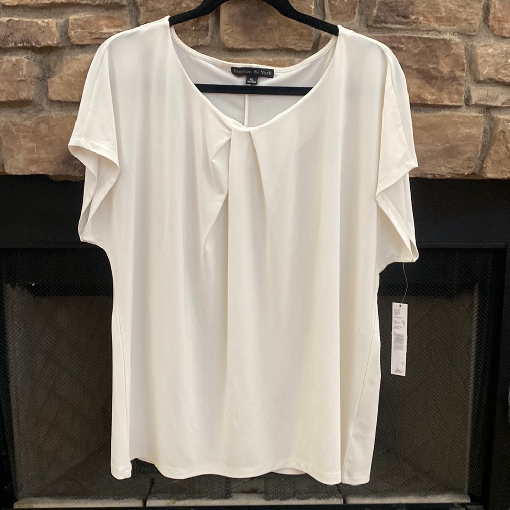 NWT Preston & York “sand shell” color. Size XL